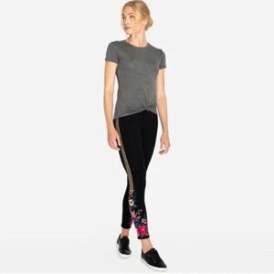 Johnny Was - Katina Floral Embroidered Leggings - Black